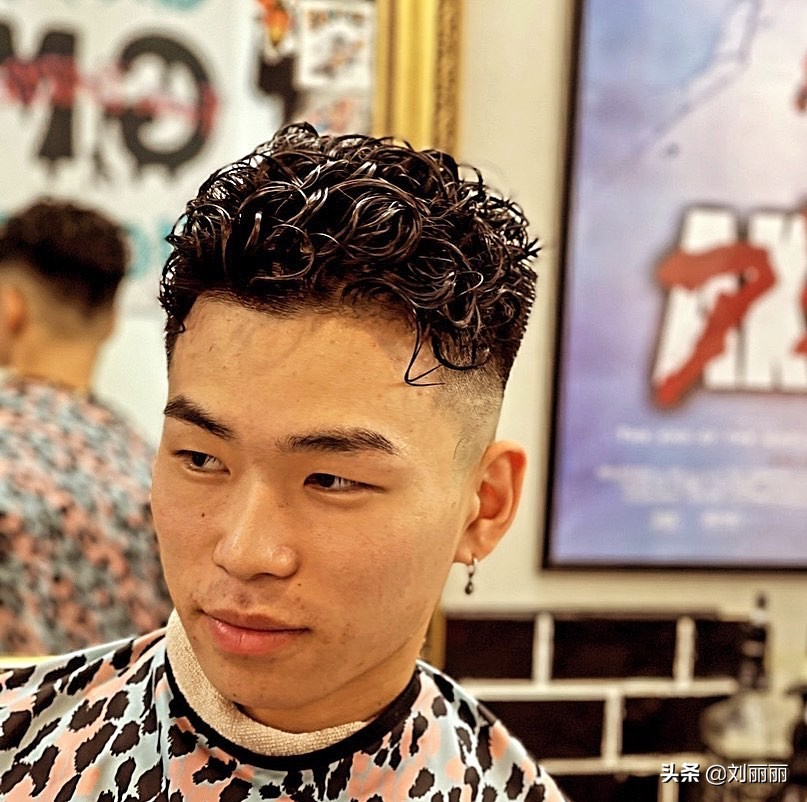 帅气男士发型图片短发_男士帅气发型图片_帅气男士发型图片大全