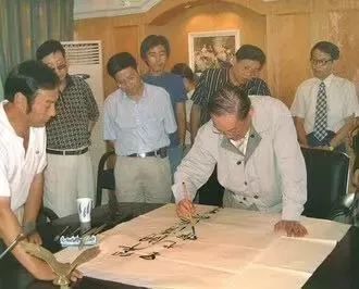 贵阳空中怪车遗址展览_贵阳空中怪车事件视频_贵阳都溪林场空中怪车事件