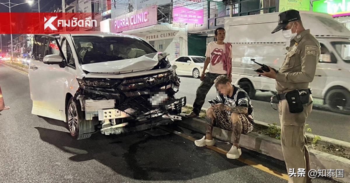 面包车撞豪车保险怎么赔_面包车相撞六人死亡_面包车与豪车相撞