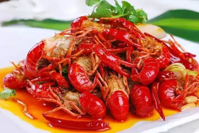 龙虾怎么焖好吃_油焖龙虾窍门_龙虾油焖大虾的做法