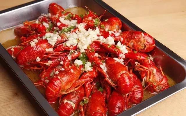 龙虾油焖大虾的做法_龙虾怎么焖好吃_油焖龙虾窍门