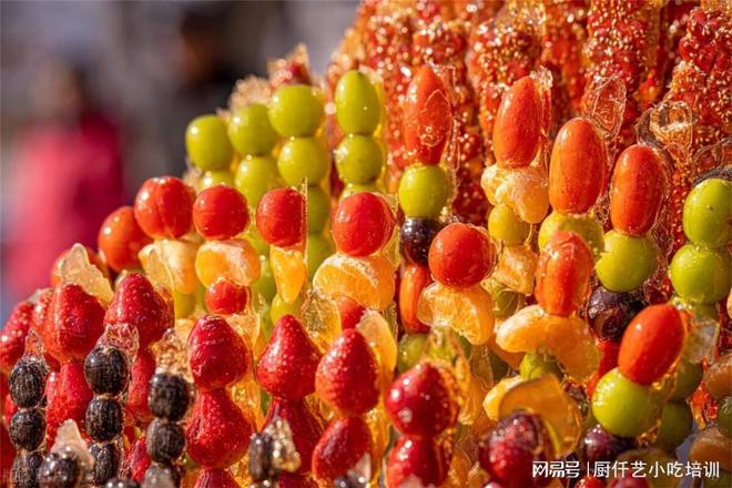 现在夜市最火的小吃都啥?教你掌握热门美味!(图2) 果子煎饼的做法_果子煎饼视频_美味食客煎饼果子