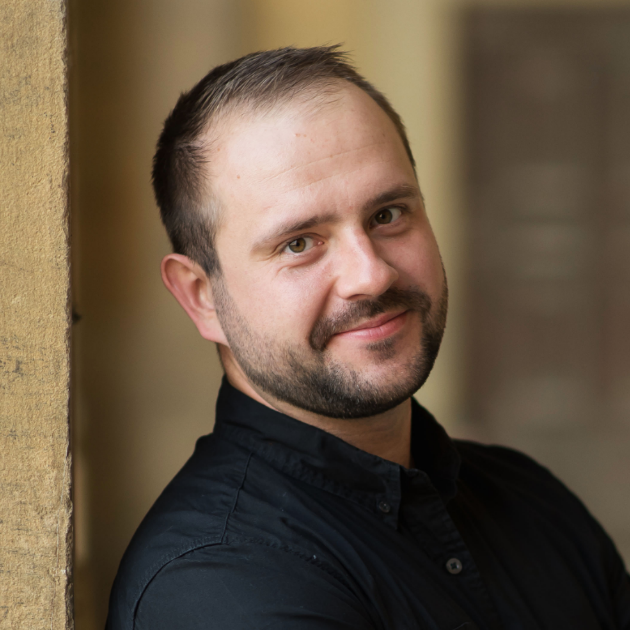 商学院战略_教育政策对商学院的发展_商学院发展与内容