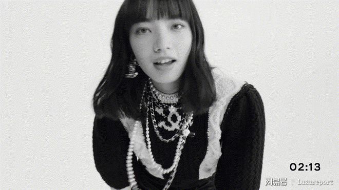 新欢旧爱亮相Chanel秋冬秀,揭秘GD、Jennie和小松菜奈的三角关系(图2) 小松菜奈与权志龙谈过恋爱吗_小松菜奈权志龙在一起过吗_小松菜奈与权志龙