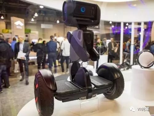 英特尔汤振宇:未来劳动力缺口巨大,这将是英特尔的机会(图2) 两轮电动平衡车三维图_电动二轮平衡车_电动两轮平衡车图片