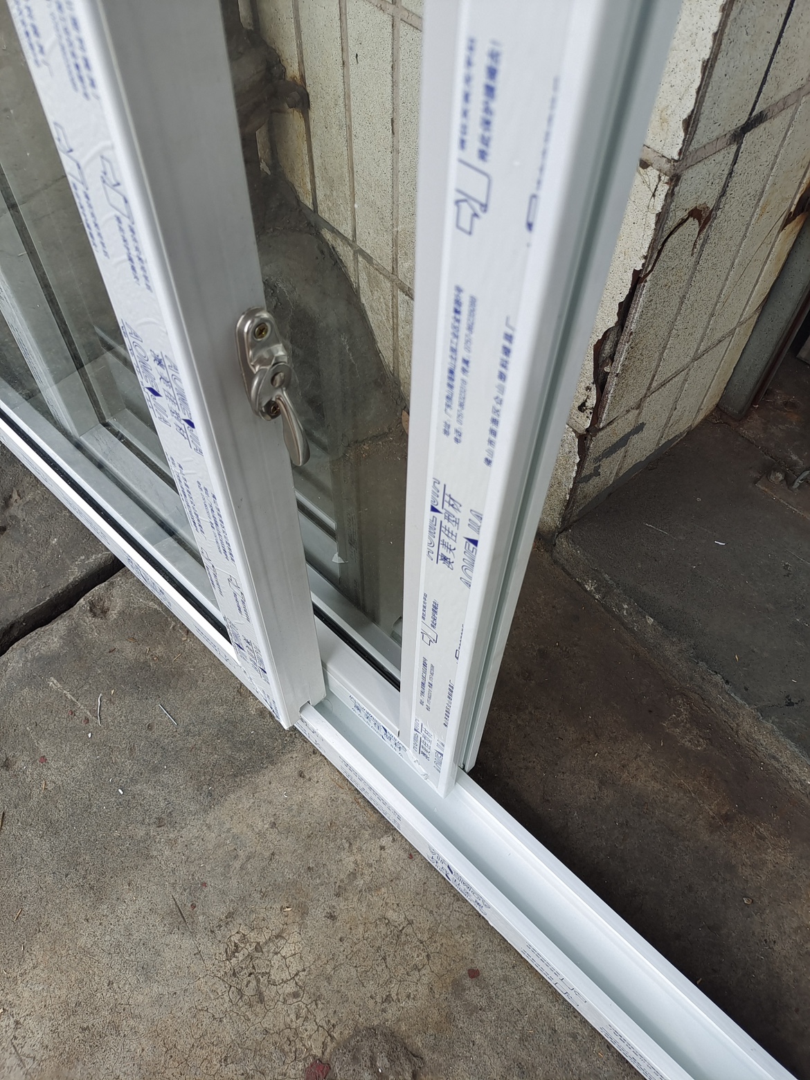 广东佛山厂家直销塑钢推拉窗平开窗纱窗定制尺寸工厂宿舍出租房用(图11)