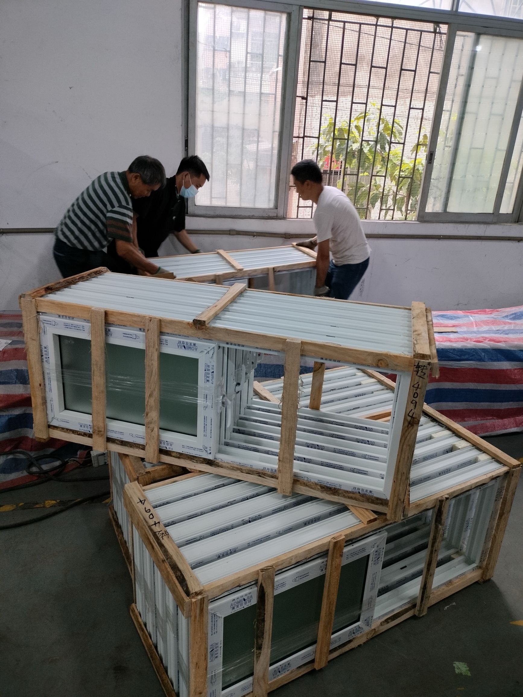 广东佛山厂家直销塑钢推拉窗平开窗纱窗定制尺寸工厂宿舍出租房用(图15)