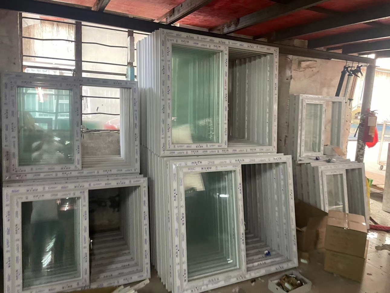 佛山厂家直销塑钢窗 简易窗户自建房窗户 厂房出租房家用窗户(图14)