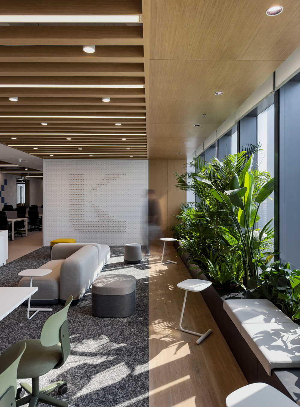 装饰办公室设计_艺术办公室装修设计_办公装修装饰设计