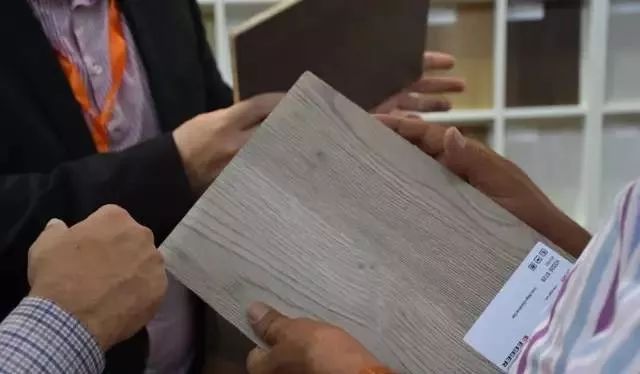 安装衣柜移门图片_移门衣柜安装_安装衣柜移门价格