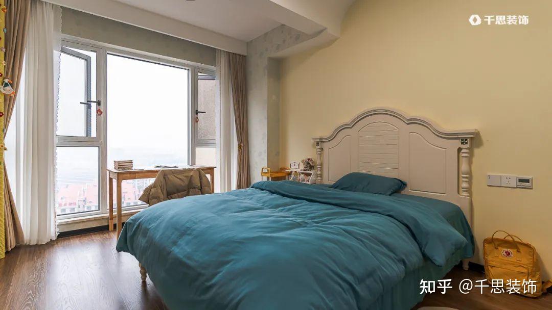 装修效果图黑色系_黑色装修风格效果图_装修风格黑色系