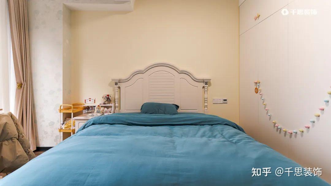 装修效果图黑色系_装修风格黑色系_黑色装修风格效果图