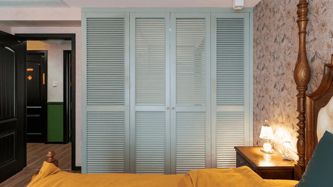 装修风格黑色系_装修效果图黑色系_黑色装修风格效果图