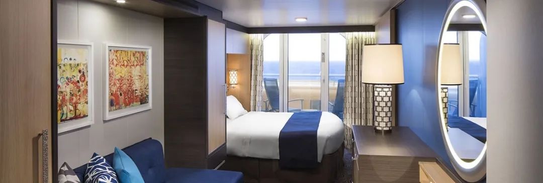 坐游轮,选内舱/海景/阳台/还是套房?啥,最便宜的内舱性价比不是很高?(图7) 阳台上晒太阳有用吗_在阳台上能晒日光浴吗_阳台上可以放浴缸吗