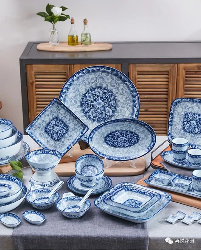 阳台沐浴阳光_在阳台上能晒日光浴吗_阳光浴一般晒多久