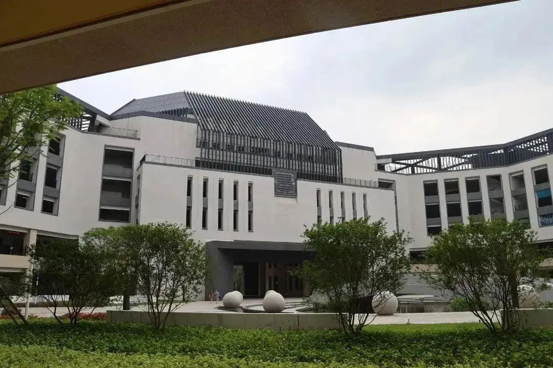 华附国际部学费_华附国际部招生办电话_华附国际部学费多少