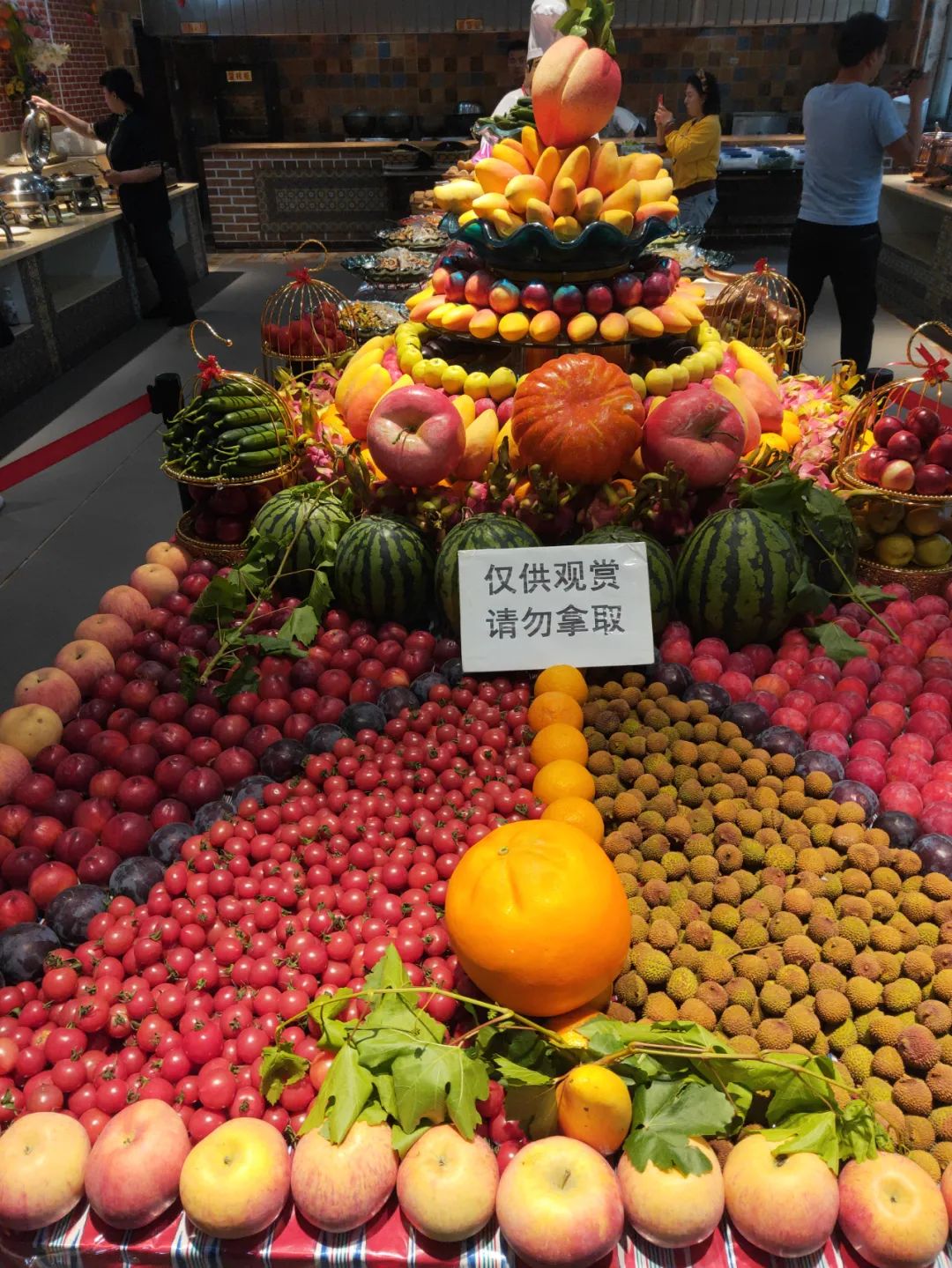 特价票:昆仑之约实景演出、大巴扎新疆歌舞、野马古生态园、杜氏旅游水世界、麦西来普新疆歌舞水果宴、天赐温泉(图7) 图片