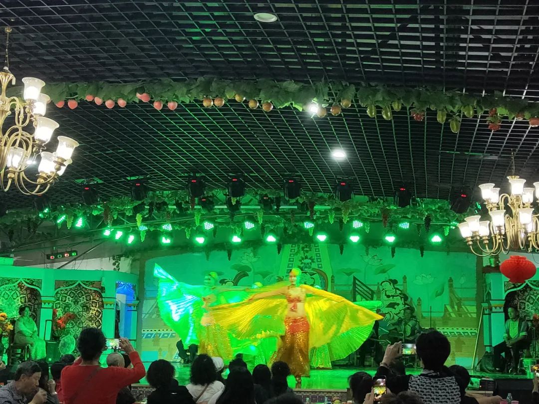 特价票:昆仑之约实景演出、大巴扎新疆歌舞、野马古生态园、杜氏旅游水世界、麦西来普新疆歌舞水果宴、天赐温泉(图9) 图片