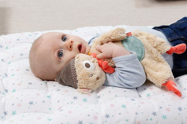 美国卡车多少美元_美国集卡车板费_美国卡车报废标准