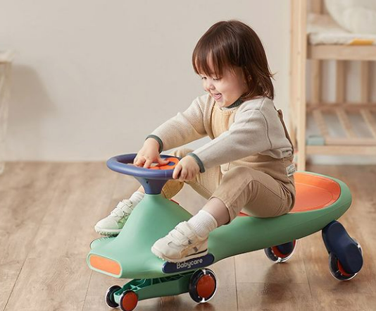 美国卡车报废标准_美国集卡车板费_美国卡车多少美元