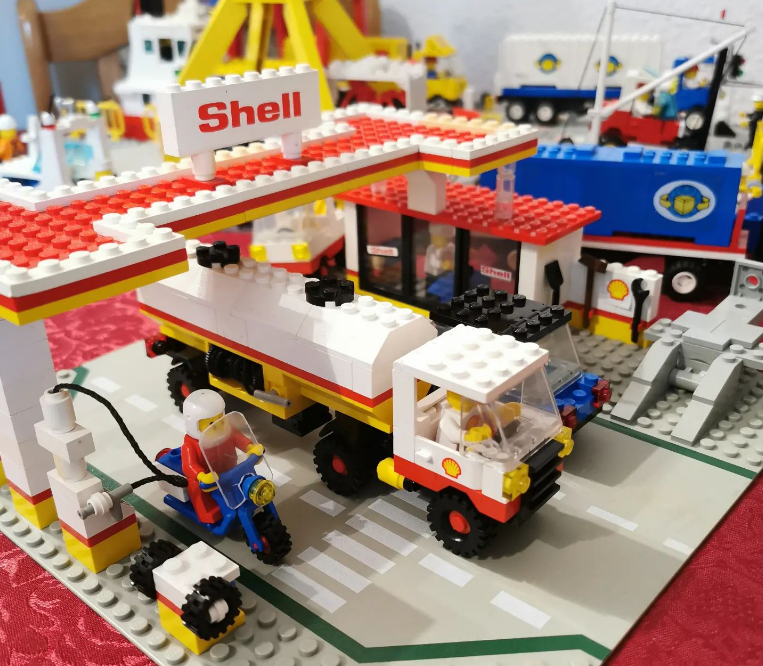 美国卡车报废标准_美国集卡车板费_美国卡车多少美元