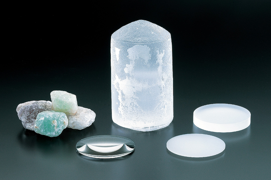 EF镜头-远摄变焦镜头-EF70(图5) 佳能广角镜头16-35使用_佳能代码1686是什么意思_佳能16-35三代