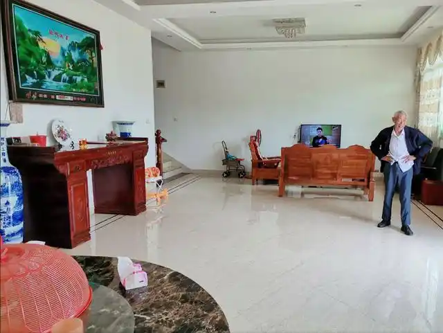 农村自建房三层设计_城里姑娘农村婆家生活_楼房装修图片大全农村