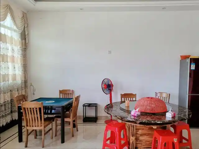 农村自建房三层设计_楼房装修图片大全农村_城里姑娘农村婆家生活