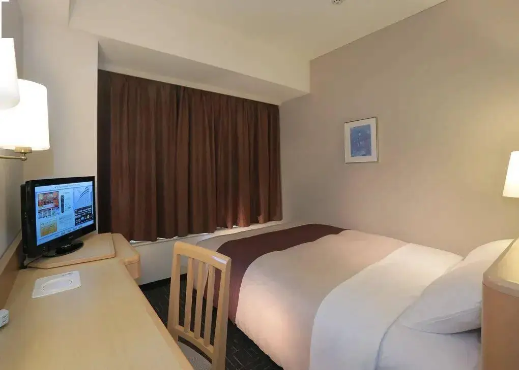 日本旅游激增_特价机票税费_赴日游性价比提升