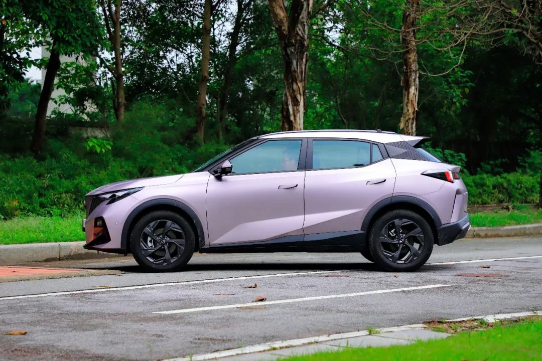 传祺suv报价 车型_广汽传祺GS3影速 新配色上市_广汽传祺GS3影速 轴距空间