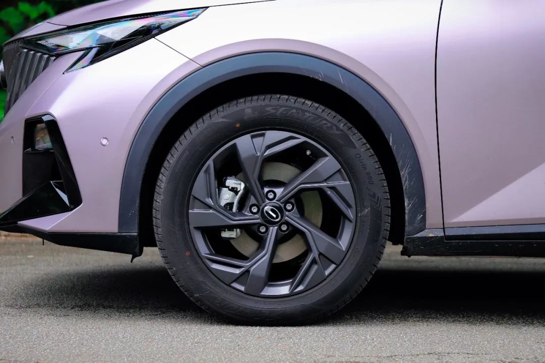 广汽传祺GS3影速 轴距空间_广汽传祺GS3影速 新配色上市_传祺suv报价 车型