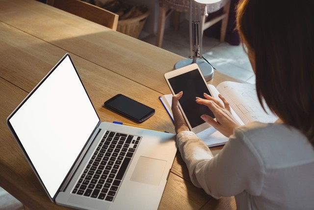 科技发展导致教师工作量增加_科技发展弊大的理由_班主任微信工作压力