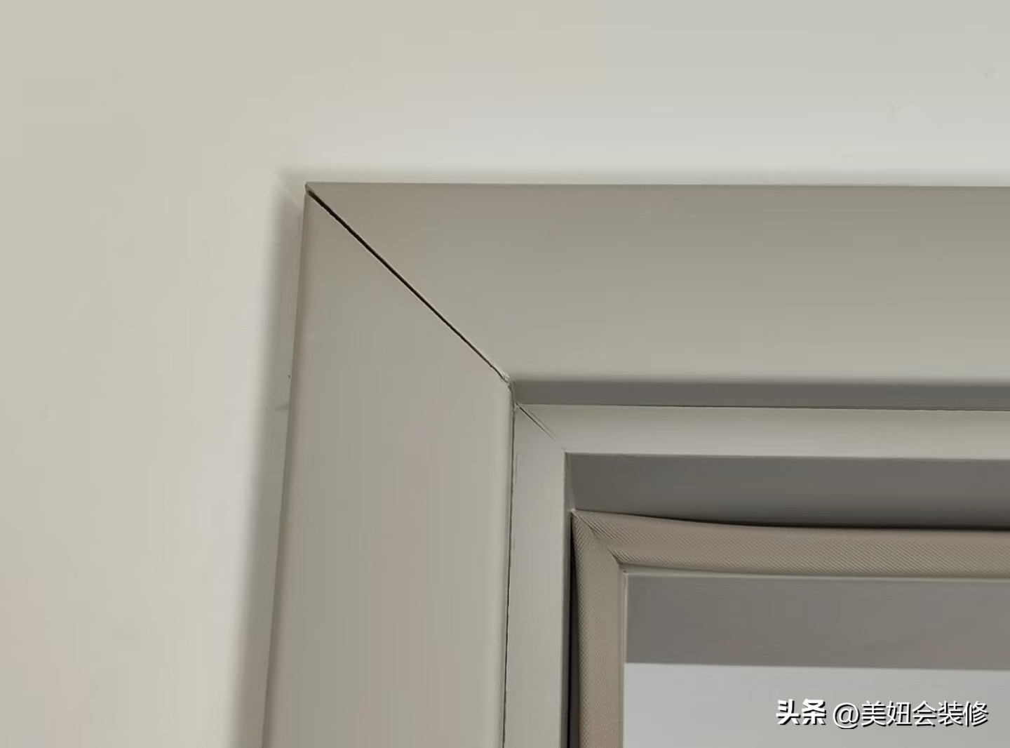 门套怎样做才好看?小细节决定大颜值,这篇门套避坑攻略值得看!(图12) 门套设计要点_门套拼接方式45度拼_中门户型装修