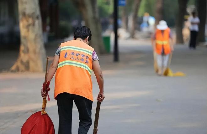 环卫工薪资待遇_环卫工 工资_环卫工人工资待遇