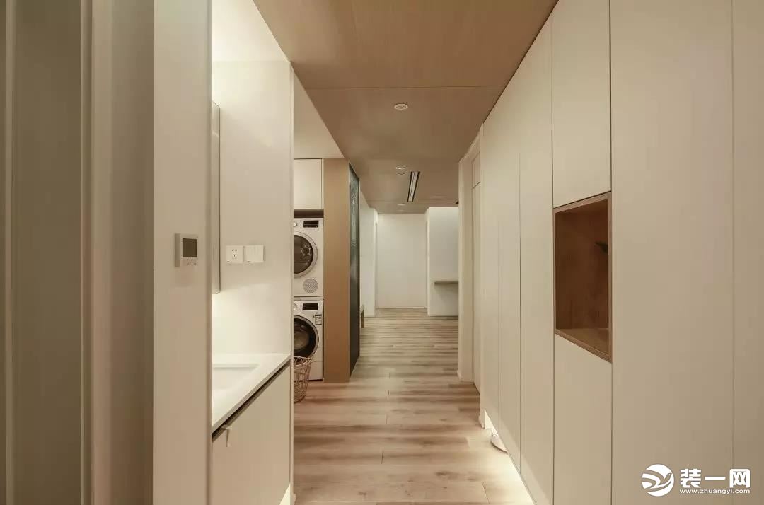 墙面怎么装修好又便宜 郑州装修师傅告诉你秘诀(图3) 餐厅墙面pvc贴_墙面装修好又便宜_郑州装修师傅墙面装修秘诀