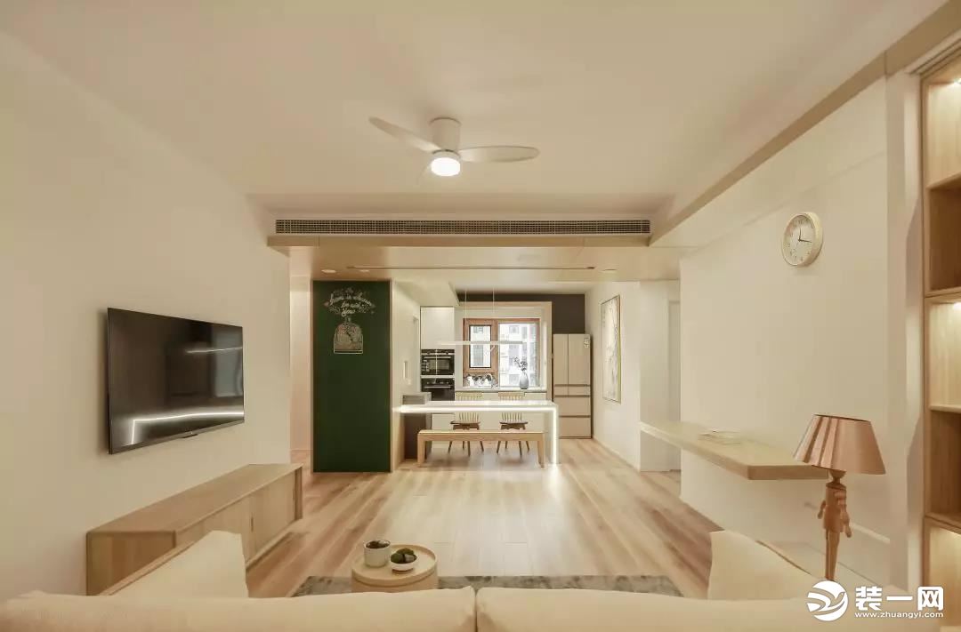 墙面怎么装修好又便宜 郑州装修师傅告诉你秘诀(图4) 餐厅墙面pvc贴_墙面装修好又便宜_郑州装修师傅墙面装修秘诀