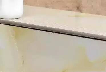 论大理石与瓷砖的区别(图2) 瓷砖浮雕可以贴玻璃吗_天然大理石与瓷砖对比_大理石工艺可塑性分析