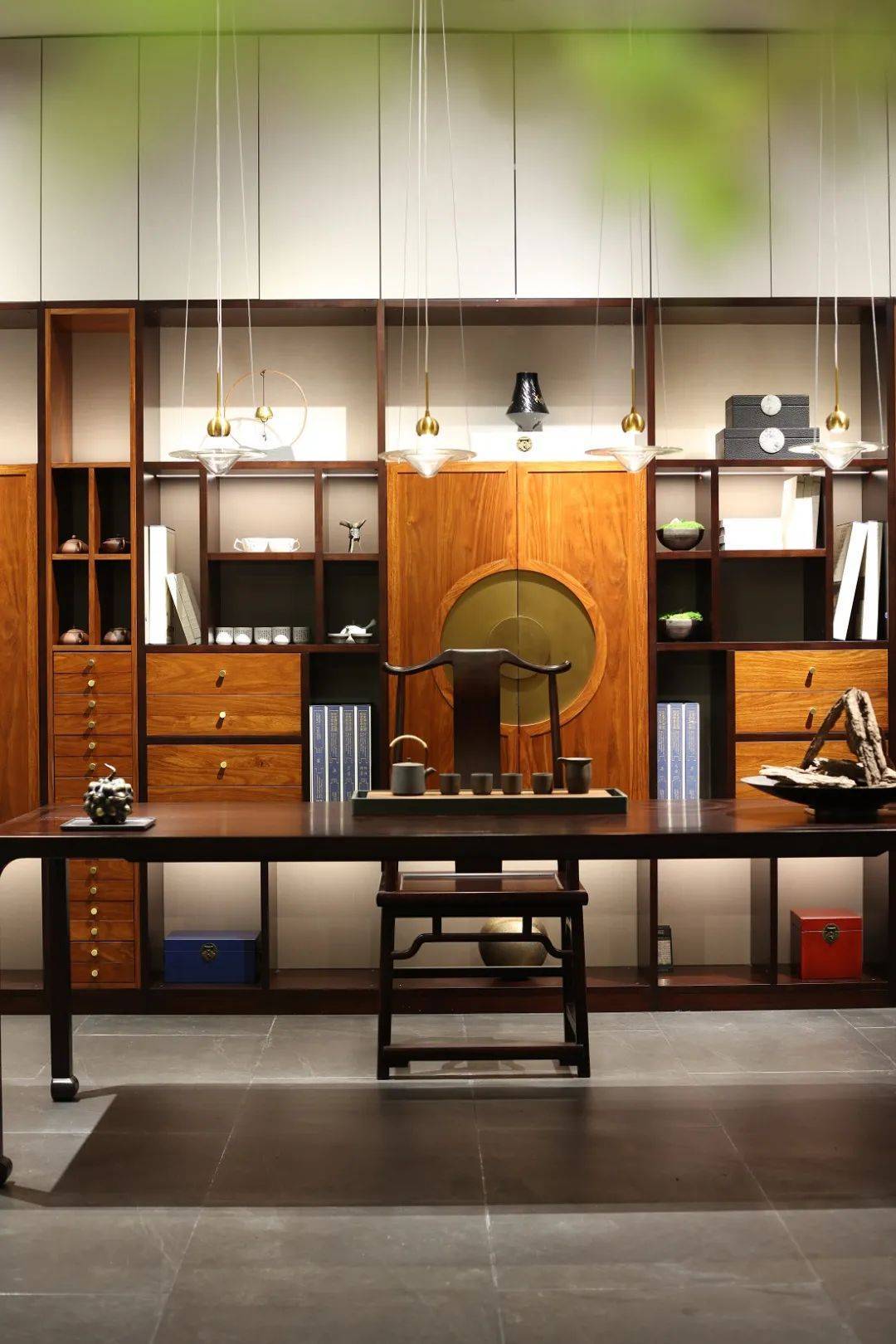 有一种美,叫做新中式茶室设计(图7) 开间茶馆装修图片_文人茶室设计_京瓷禅意茶室