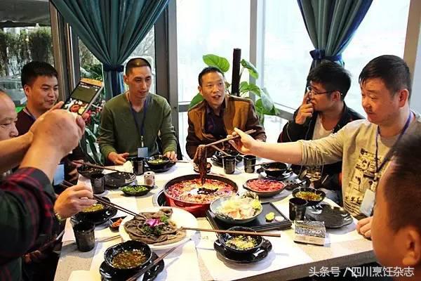 成都最有范儿的火锅(图16) 绿色阳台后院园林火锅_四川烹饪杂志社体验美味活动 梵景火锅 成都 最有范儿的火锅