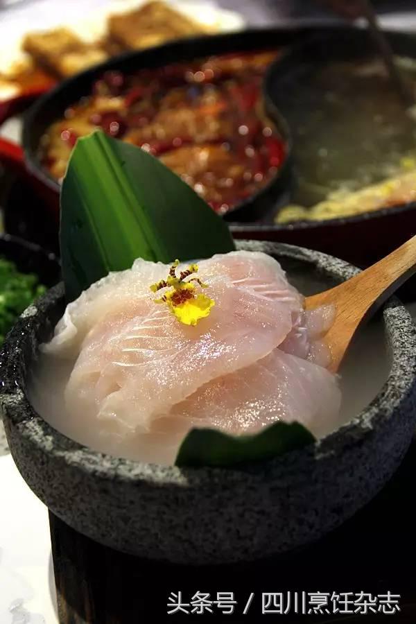 成都最有范儿的火锅(图7) 绿色阳台后院园林火锅_四川烹饪杂志社体验美味活动 梵景火锅 成都 最有范儿的火锅