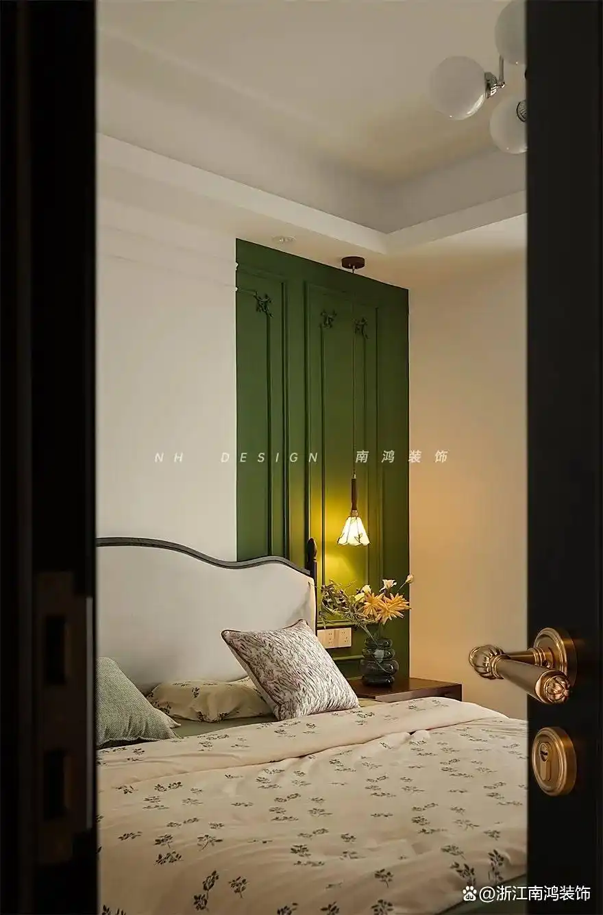 问了10个设计师,今年都推荐它:轻法式,香!(图11) 澳大利亚装修风格_轻法式装修攻略_轻法式风格配色技巧