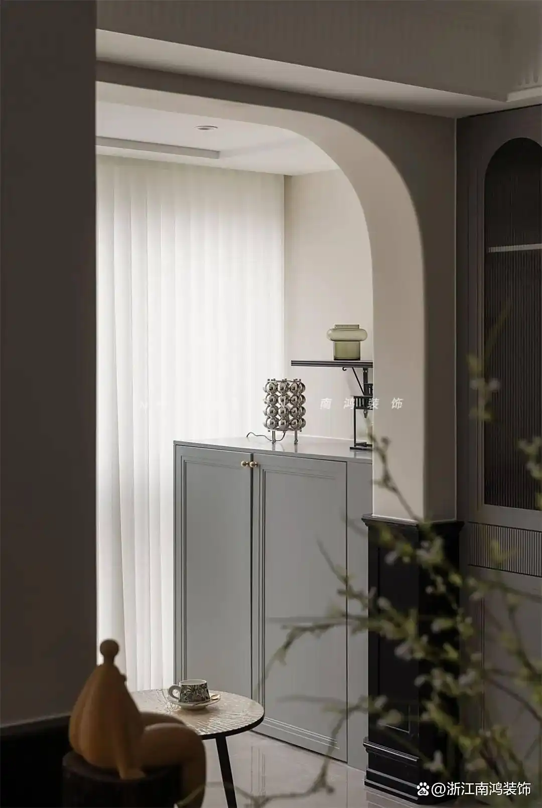 问了10个设计师,今年都推荐它:轻法式,香!(图12) 轻法式风格配色技巧_澳大利亚装修风格_轻法式装修攻略