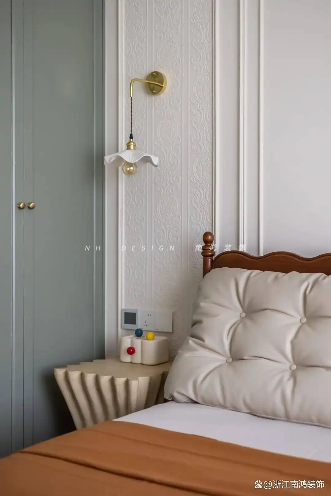 问了10个设计师,今年都推荐它:轻法式,香!(图27) 轻法式装修攻略_澳大利亚装修风格_轻法式风格配色技巧