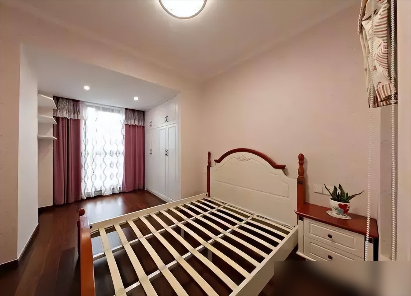 90㎡美式紧促小三居,装完堪比120㎡的宽敞与实用,太厉害(图12) 90㎡小三居室设计_美式家具 小户型_美式风格小三居室布局