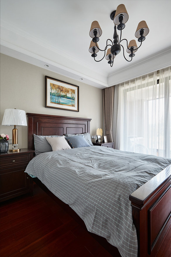 美式风的新房入住,复古风大气又温馨,入户玄关就很吸引人了(图7) 美式家具 小户型_美式风格入户玄关设计_美式风格装修设计