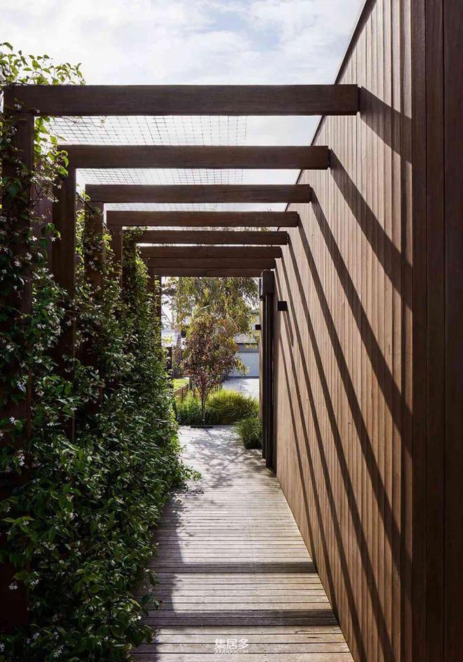 澳大利亚现代化小屋设计_高天花板明亮住宅风格_澳大利亚装修风格