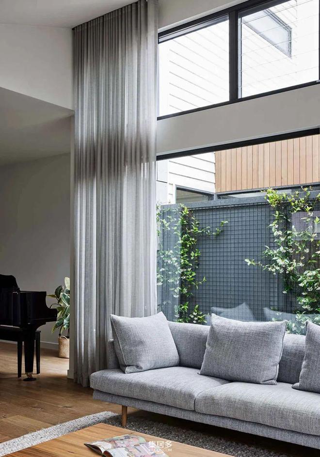 高天花板明亮住宅风格_澳大利亚现代化小屋设计_澳大利亚装修风格