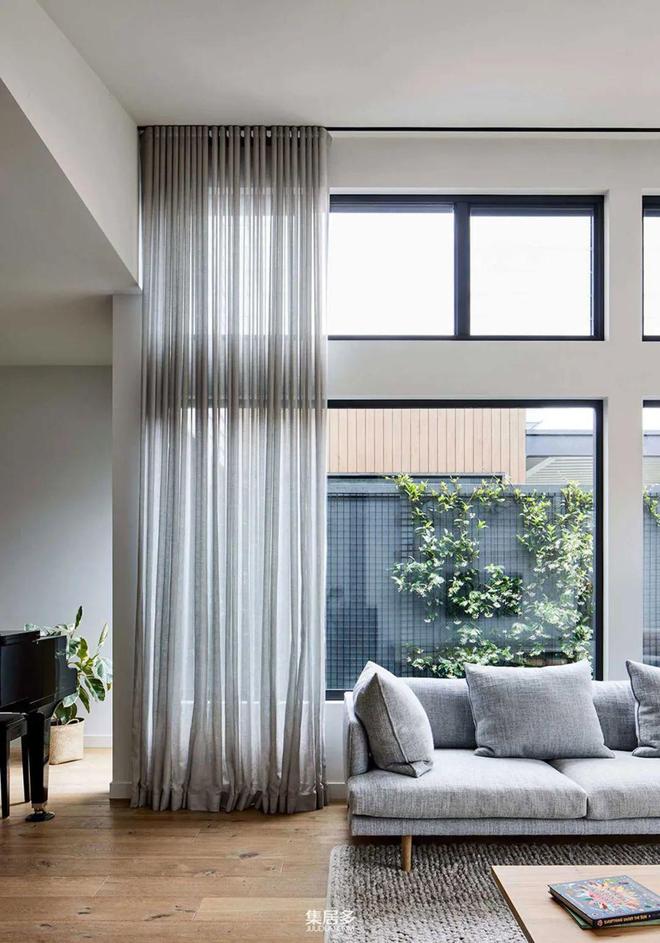 澳大利亚现代化小屋设计_高天花板明亮住宅风格_澳大利亚装修风格