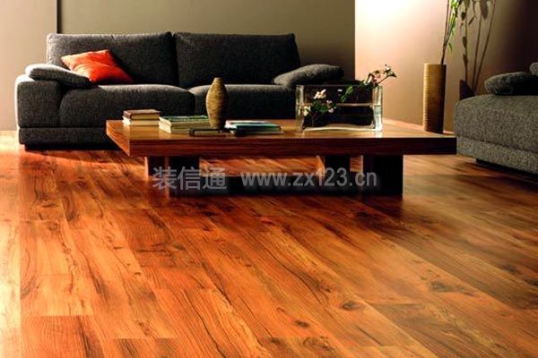 实木地板翻新怎么做 四步轻松搞定