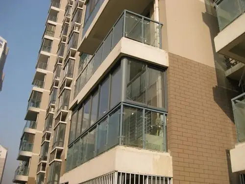 封阳台价格多少钱一平方 封阳台的价格因材料和(图3) 封阳台费用影响因素_南京封闭阳台价格_封阳台价格多少钱一平方